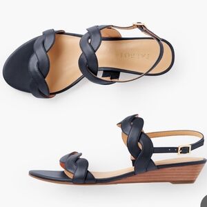 TALBOTS LEATHER CAPRI TWIST NAVY BLUE MINI WEDGE SANDALS SIZE 6